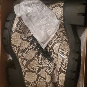 Dirty Laundry No Doubt Ankle Boots Size 7-1/2